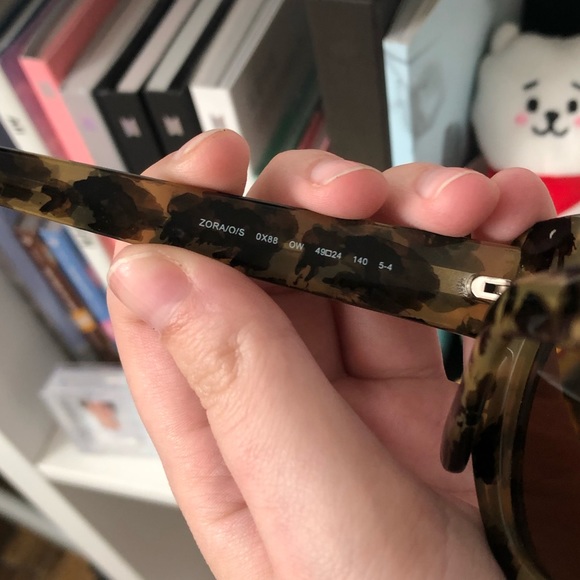 Kate Spade • Zora Sunglasses - Picture 4 of 9